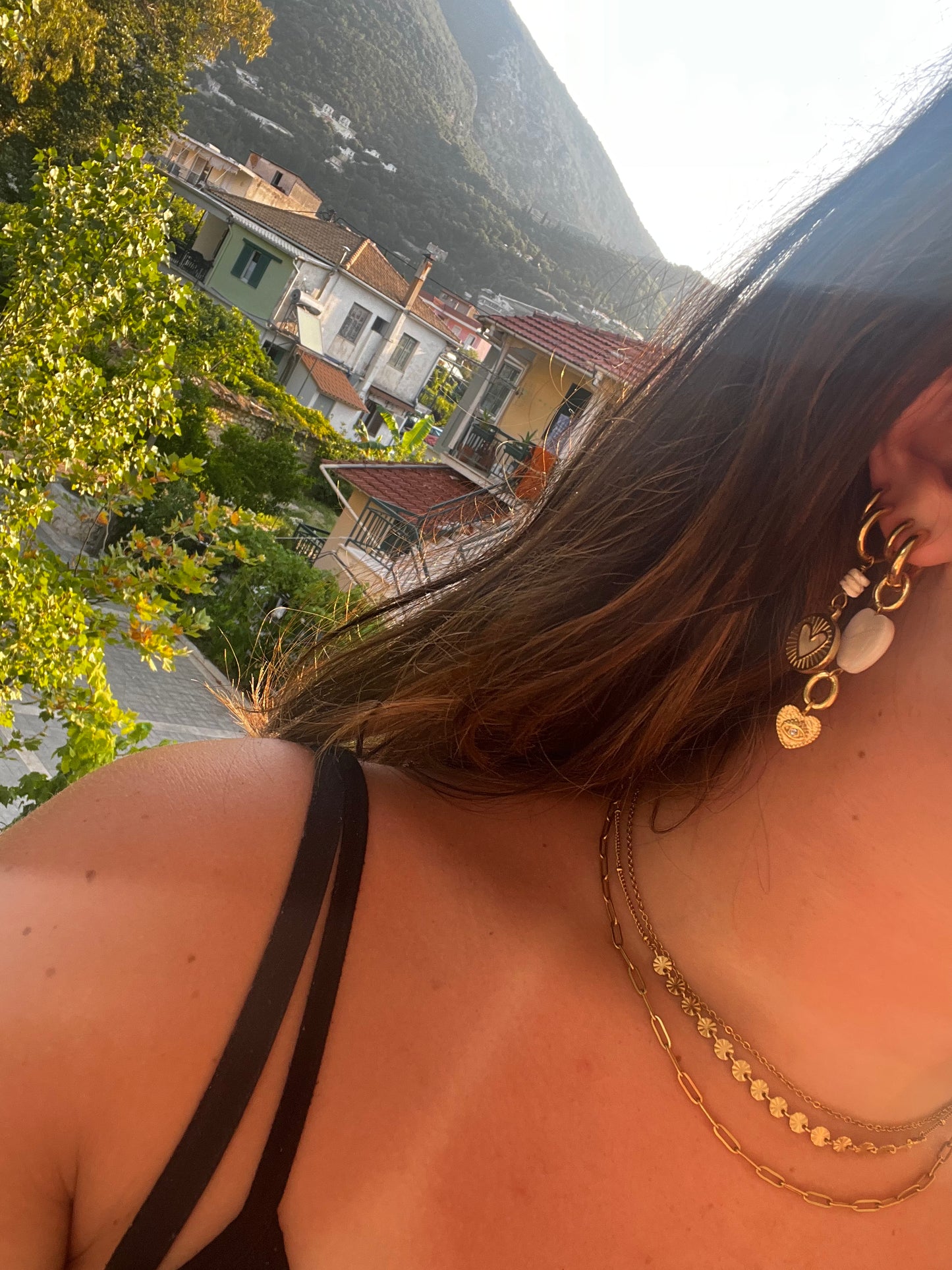 SUMMER LOVE